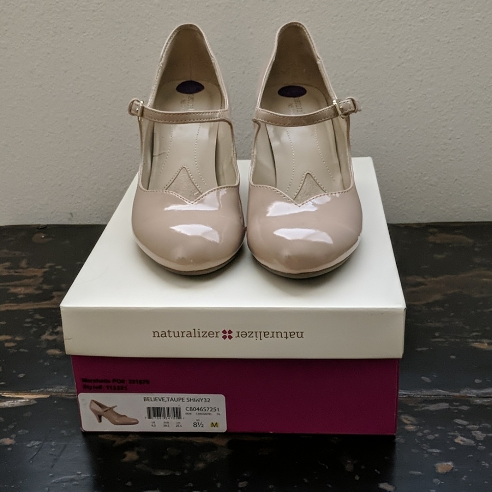 Naturalizer Believe Taupe Shiny 8.5 M